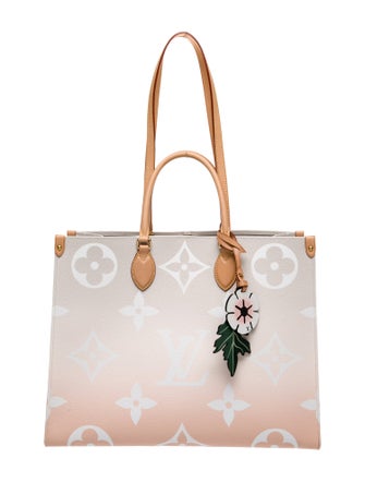 Louis Vuitton Monogram Giant OnTheGo GM