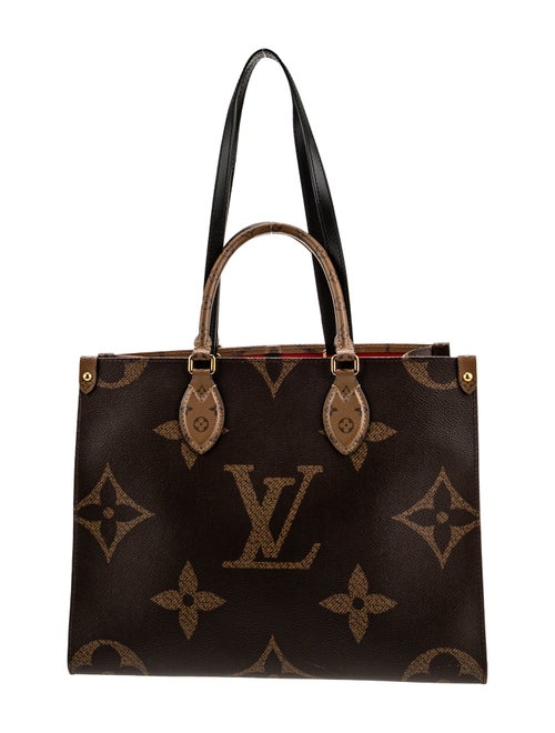Louis Vuitton Monogram Giant OnTheGo MM