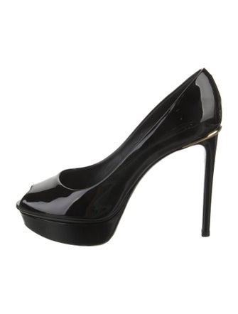 Louis Vuitton Patent Leather Pumps