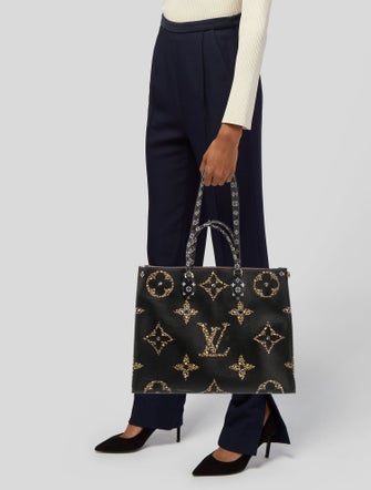 Louis Vuitton Monogram Giant OnTheGo