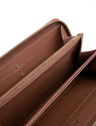 Louis Vuitton 2012 Vernis Patent Leather Zippy Wallet