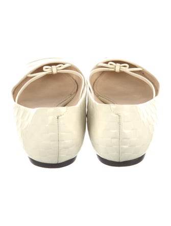 Louis Vuitton Patent Leather Bow Accents Flats