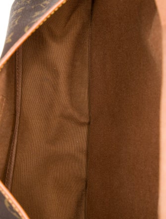 Louis Vuitton LV Monogram Saumur 40