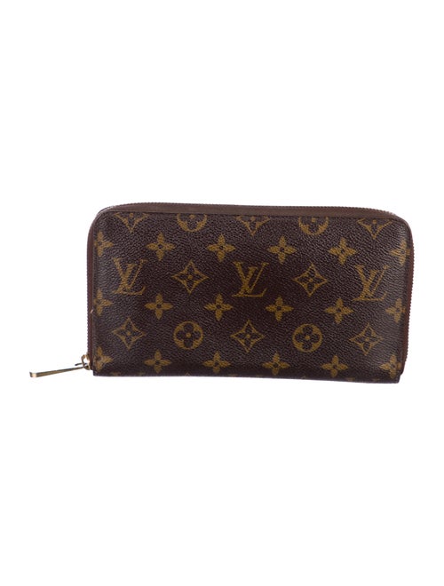 Louis Vuitton 2016 Monogram Pattern Compact Wallet