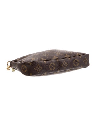 Louis Vuitton LV Monogram Pochette Accessoires