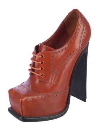 Louis Vuitton Leather Pumps