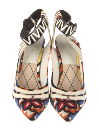Louis Vuitton Satin Printed Pumps