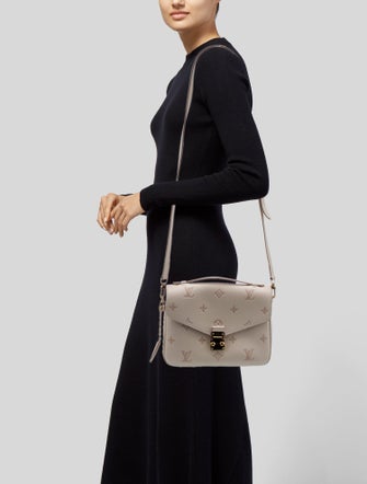 Louis Vuitton LV Monogram Pochette Métis 2025