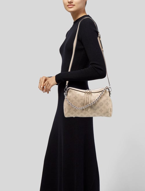 Louis Vuitton LV Monogram Hand It All PM