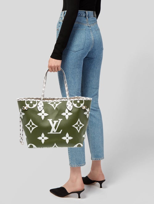Louis Vuitton LV Monogram Neverfull MM