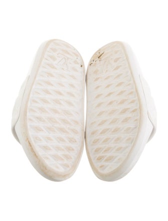 Louis Vuitton Rubber Slides