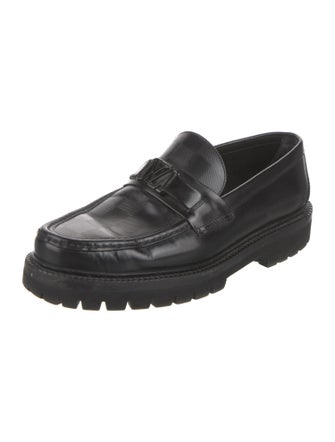 Louis Vuitton Chain-Link Accent Leather Loafers