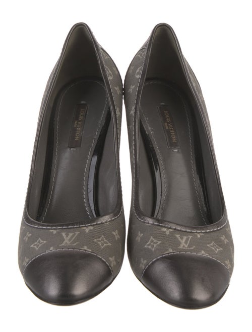 Louis Vuitton LV Monogram Canvas Pumps