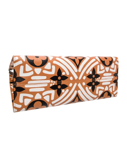 Louis Vuitton Monogram Giant OnTheGo GM