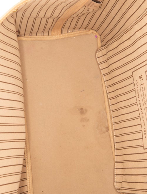 Louis Vuitton Monogram Neverfull w/Pouch GM