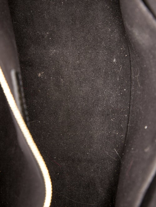 Louis Vuitton LV Monogram On My Side BB