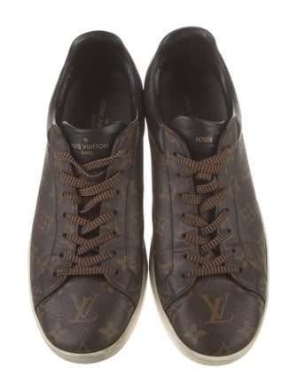 Louis Vuitton 2020 LV Monogram Sneakers
