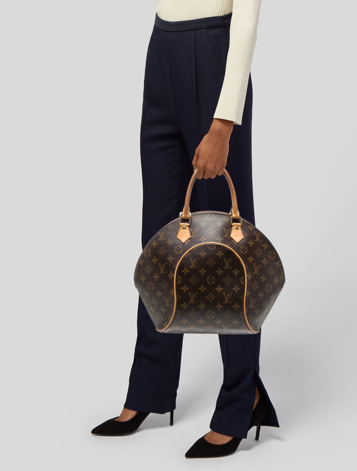 Louis Vuitton Monogram Ellipse