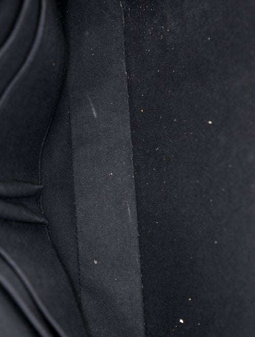 Louis Vuitton Taiga Leather Neo