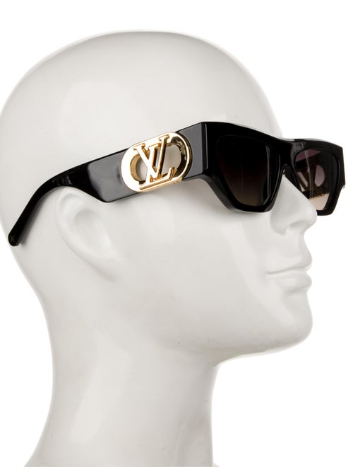 Louis Vuitton 2022 Link Cat Eye Sunglasses