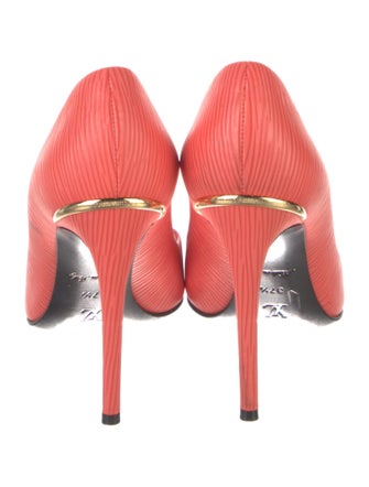 Louis Vuitton Leather Pumps