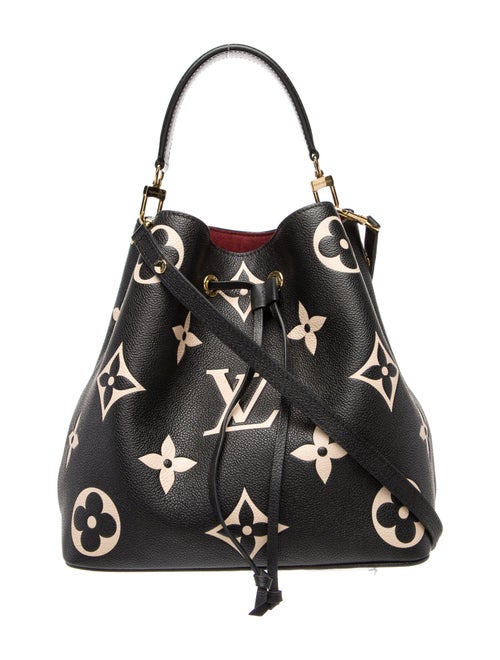 Louis Vuitton Monogram Giant Néonoé MM