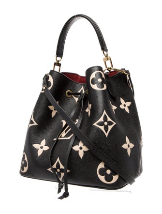 Louis Vuitton Monogram Giant Néonoé MM