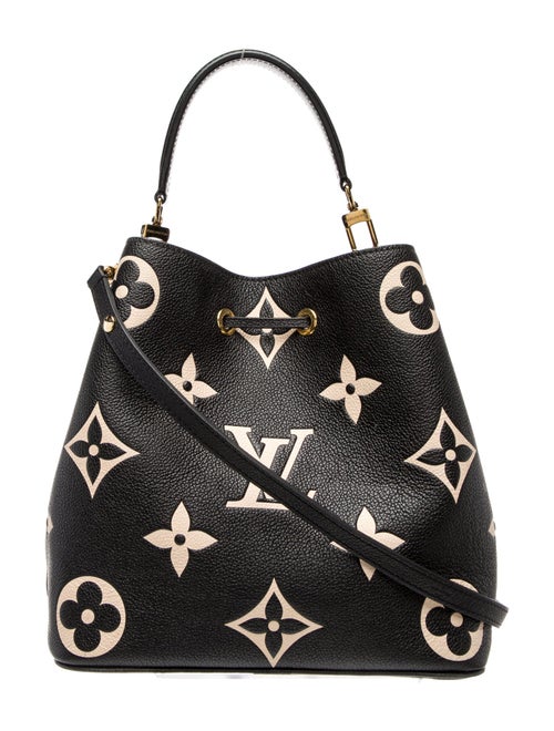 Louis Vuitton Monogram Giant Néonoé MM