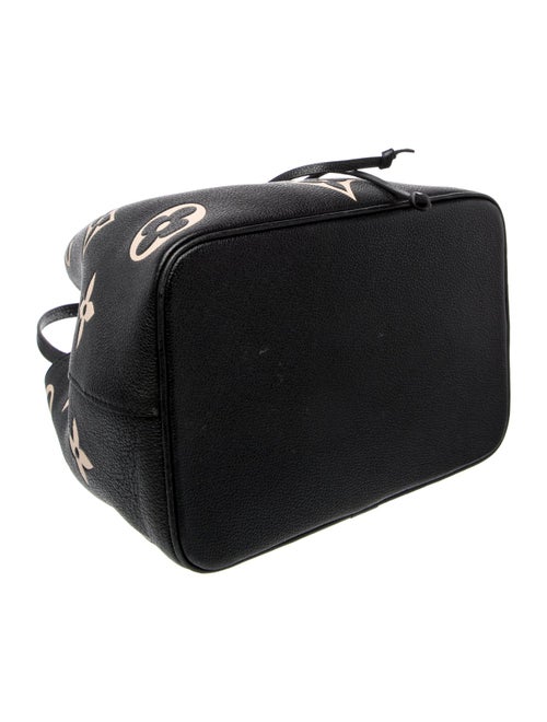 Louis Vuitton Monogram Giant Néonoé MM