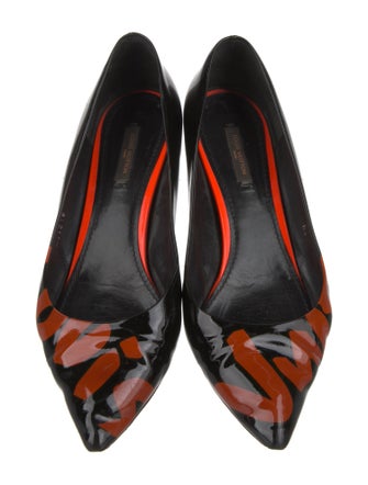 Louis Vuitton 2008 Patent Leather Pumps