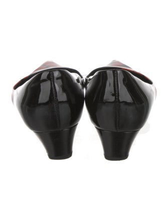 Louis Vuitton 2008 Patent Leather Pumps