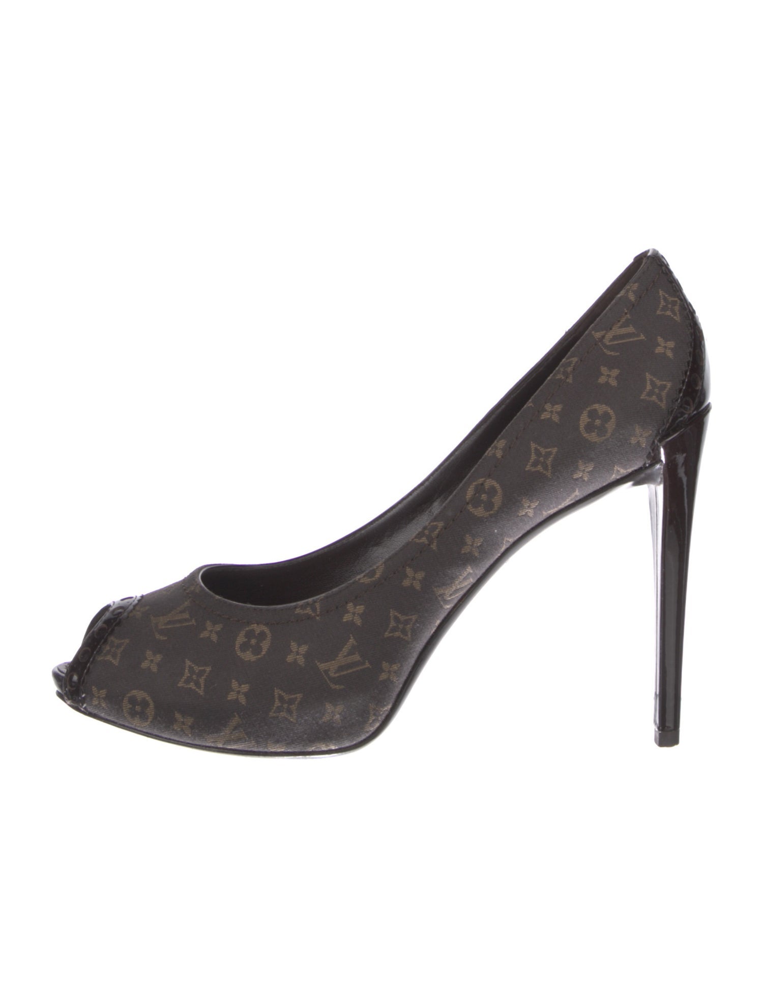 Louis Vuitton LV Monogram Canvas Pumps