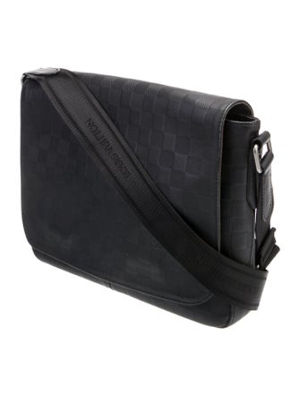 Louis Vuitton Damier Infini District PM