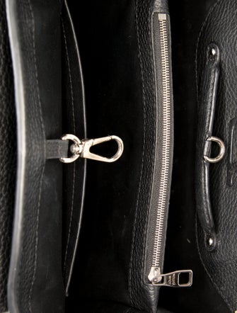 Louis Vuitton LV Monogram Capucines MM