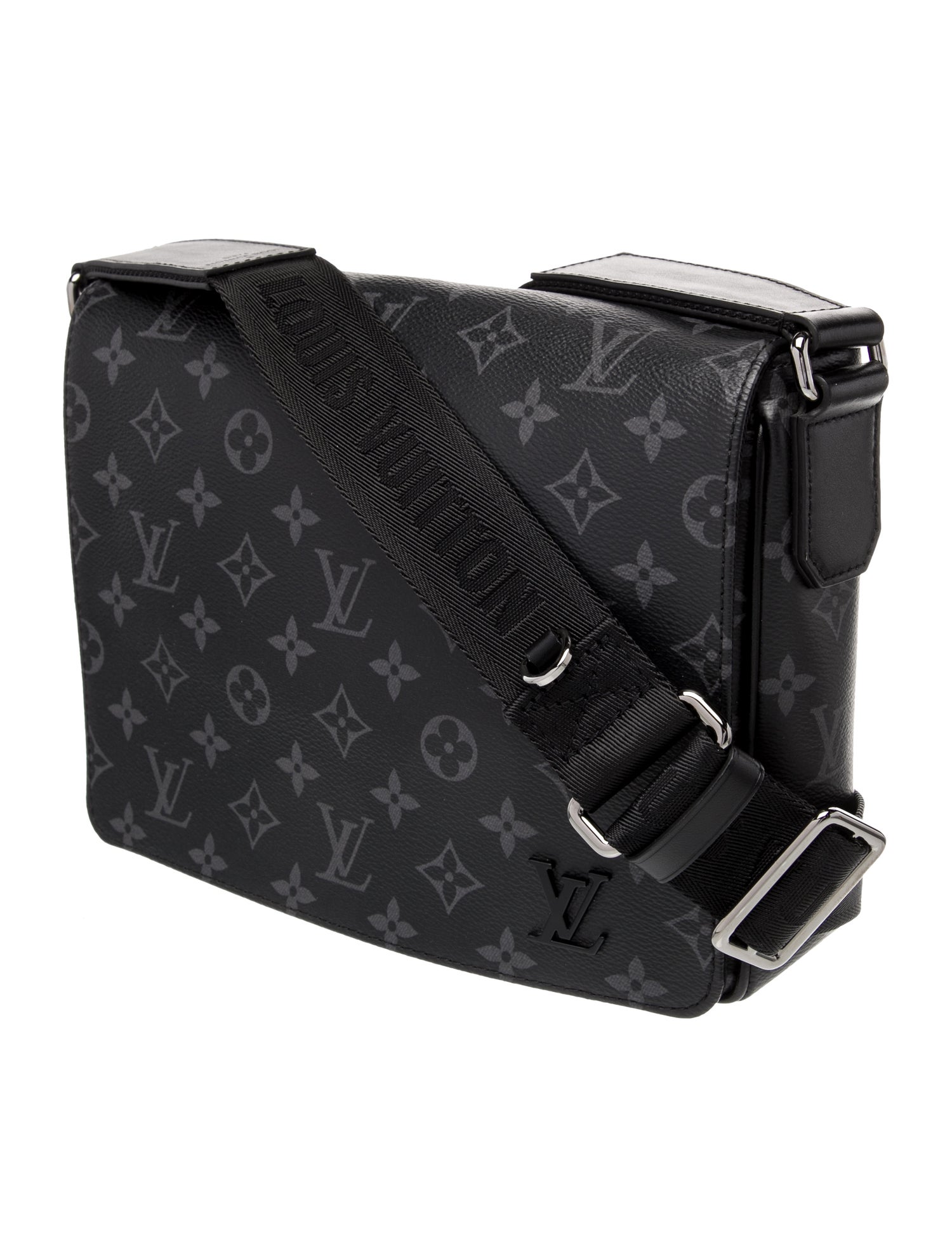 Louis Vuitton Monogram Eclipse District PM