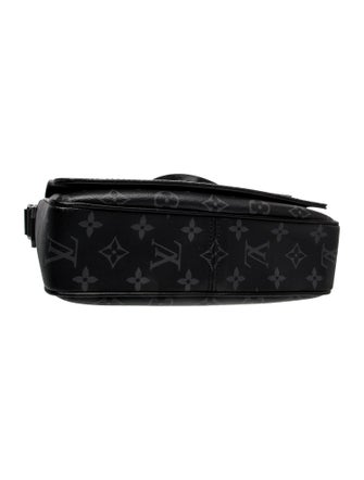 Louis Vuitton Monogram Eclipse District PM