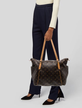 Louis Vuitton LV Monogram Totally MM