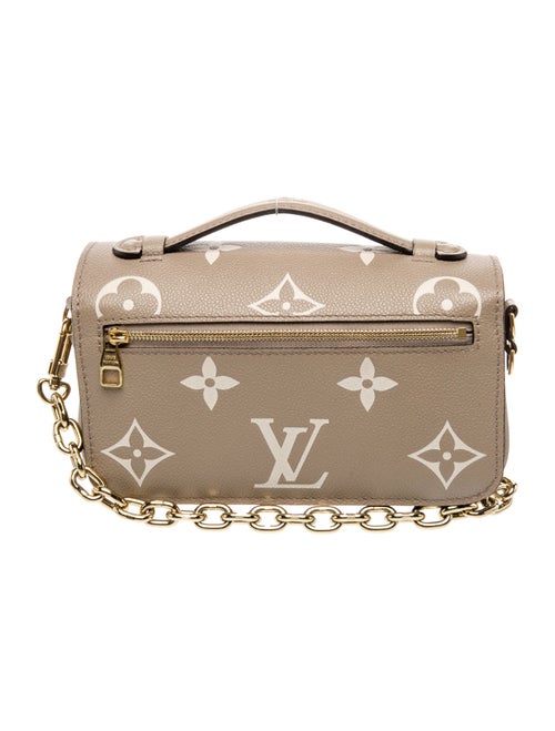 Louis Vuitton Monogram Giant Pochette Métis