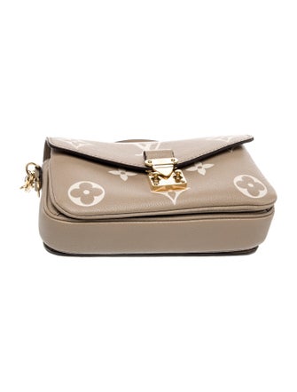 Louis Vuitton Monogram Giant Pochette Métis