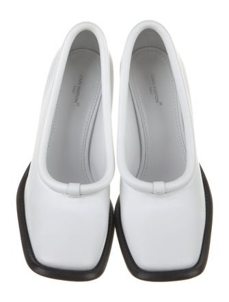 Louis Vuitton Leather Pumps