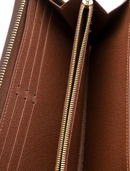 Louis Vuitton LV Monogram Coated Canvas Zippy Wallet