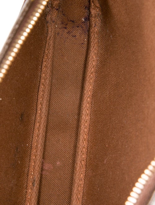 Louis Vuitton LV Monogram Pochette Accessoires