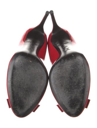 Louis Vuitton Patent Leather Bow Accents Pumps