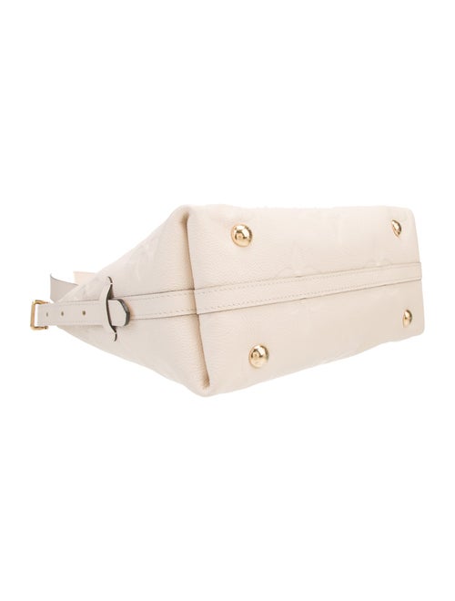 Louis Vuitton Monogram Giant Monogram Giant Carryall PM