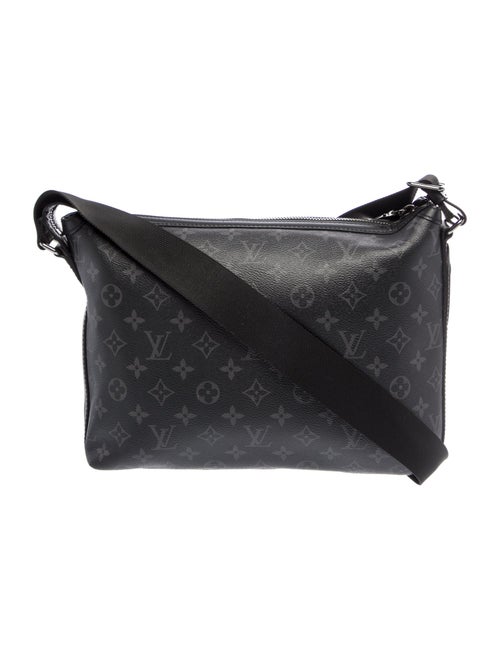Louis Vuitton Monogram Eclipse Beaubourg