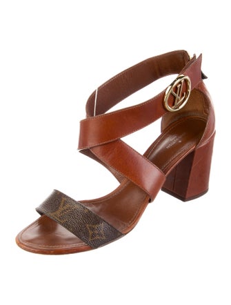 Louis Vuitton Signature Logo Leather Sandals