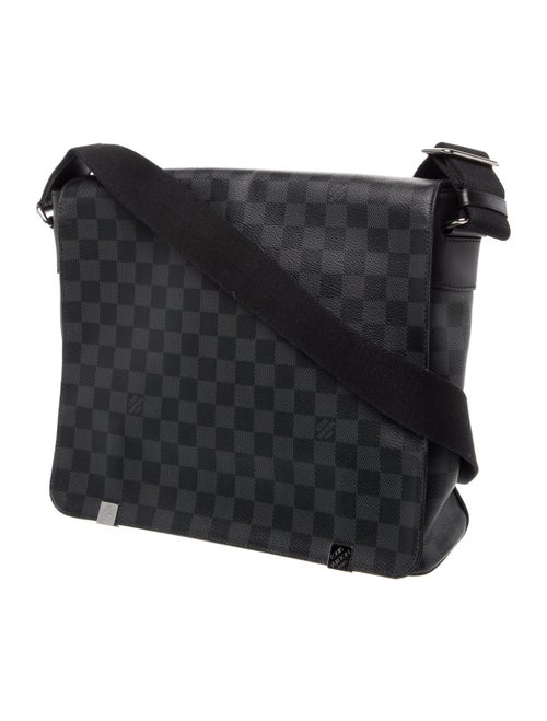Louis Vuitton Damier Graphite District PM