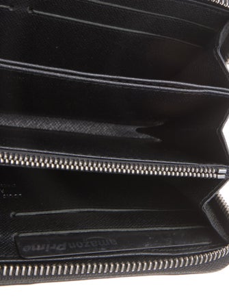 Louis Vuitton Leather Zippy Wallet