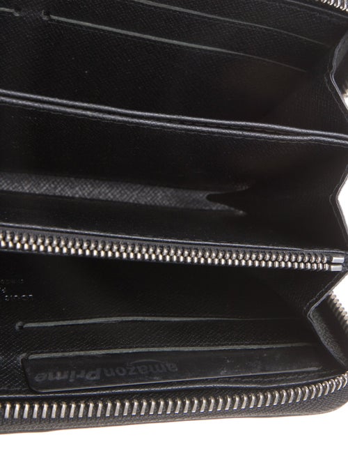 Louis Vuitton Leather Zippy Wallet