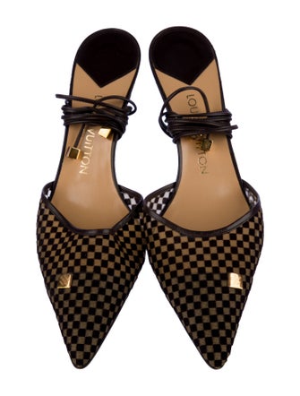 Louis Vuitton Leather Printed Slingback Pumps